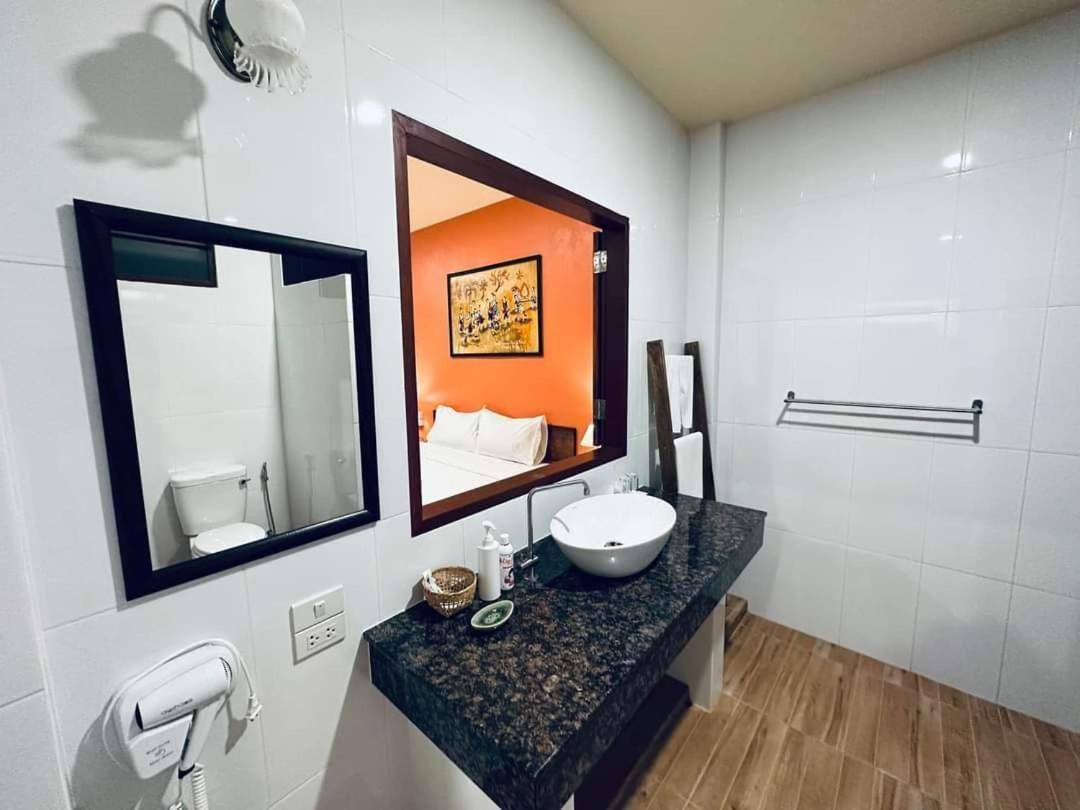 Baan Sakuna Hotel Чианг Кхонг Экстерьер фото